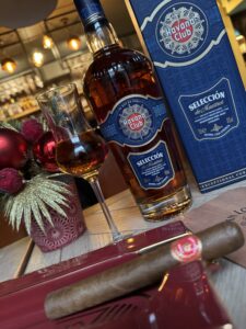Сигара Juan Lopez Seleccion No.1 и ром Havana Club Seleccion de Maestros